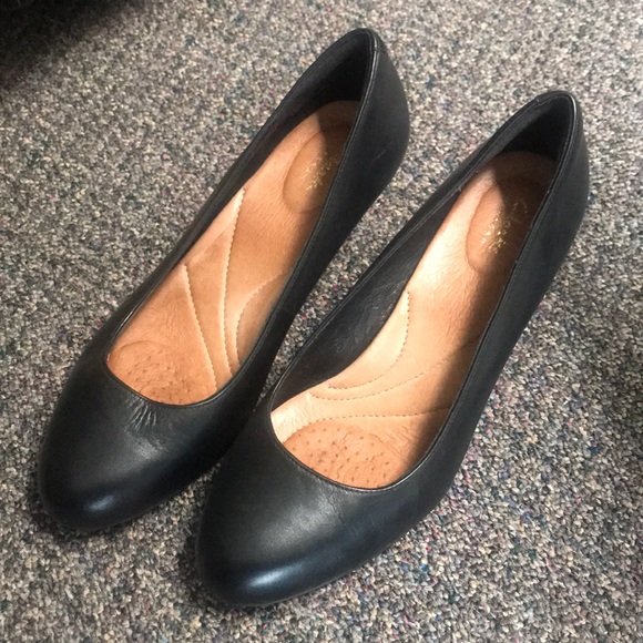 clarks heavenly shine